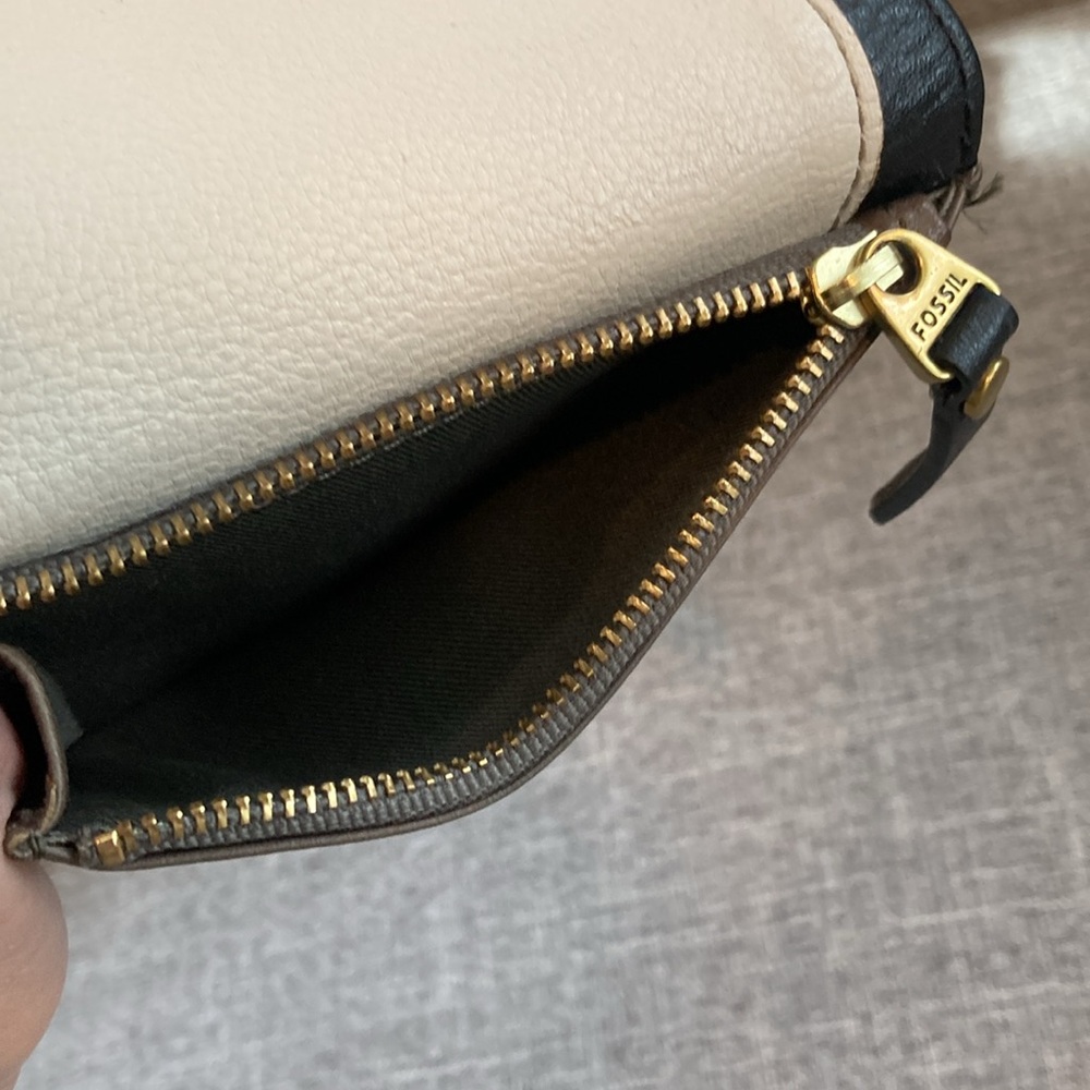 Fossil Multitone Wallet - image 5
